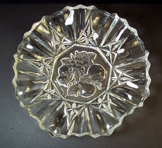 Federal Glass vintage 1940s Intaglio ruffled edge fruit bowl 7&quot; Pioneer - £7.59 GBP