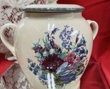 Home and Garden Party FLORAL Bean Pot w/Lid Cookie Jar August 2001 - 8” ... - $18.81