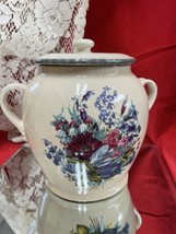 Home and Garden Party FLORAL Bean Pot w/Lid Cookie Jar August 2001 - 8” Tall - £14.87 GBP