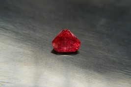  RARE: Neon Red Mahenge Spinel, handcraft cut premium handcrafted triangular cut - £1,166.20 GBP