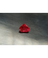  RARE: Neon Red Mahenge Spinel, handcraft cut premium handcrafted triang... - £1,156.38 GBP
