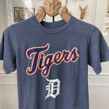 MLB Detroit Tigers Blue Heather Tshirt S - $348.84 MXN