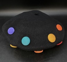 Toucan Collection New York Wool Beret With Colored Buttons - $39.59