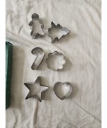 NIB gourmet club 6 cookie cutter shapes, star, candy cane, christmas tre... - $16.34 CAD