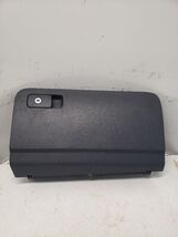RABBIT    2008 Glove Box 1445665 - $830.29 MXN