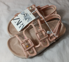 New with Tags Zara Girl&#39;s Youth 12 Tan Pink Stars Vinyl Buckle On Sandal... - £15.65 GBP