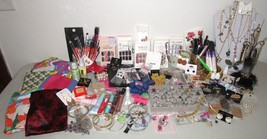 IPSY Glam Bag Reloaded Assortment of Make-Up Jewelry Nails Skin Care + NEW 25pc - £11.74 GBP