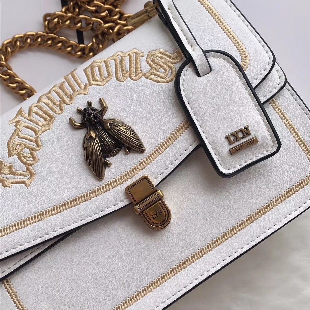Lyn bee bag sale