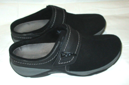 Women&#39;s Easy Spirit Black Slip On Shoes 7 1/2 M - £9.49 GBP