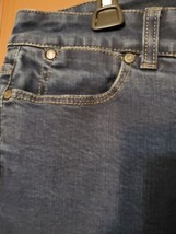 Talbots Signature Simply Flattering 5-Pocket Jeans Size 10 Straight Leg - £11.67 GBP