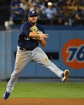 MIKE MOUSTAKAS 8X10 PHOTO MILWAUKEE BREWERS BASEBALL PICTURE MLB - £3.86 GBP