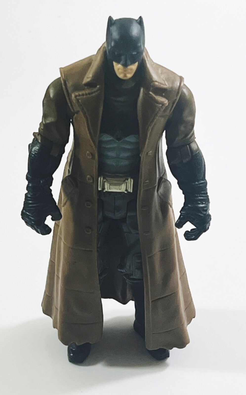 Blast Attack Batman Dawn of Justice Action Figure 6&quot; Trench Coat Dark Ma... - $9.89