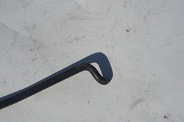 2003-2004 INFINITI G35 SEDAN HOOD PROP STAND ROD image 5