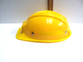 The Home Depot Toddler Boy&#39;s Construction Plastic Hat Child&#39;s Yellow Toys &quot;R&quot; Us - £17.64 GBP