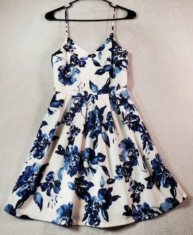 Monteau Tank Dress Womens Medium Blue White Floral Polyester Sleeveless ... - $13.54