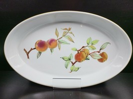 Royal Worcester Evesham Gold 14.5&quot; Oval Baker Porcelain Serving Bake Dish Fruits - £36.66 GBP