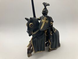 Schleich 70032 Black Knight on Horse Horseback - $9.20