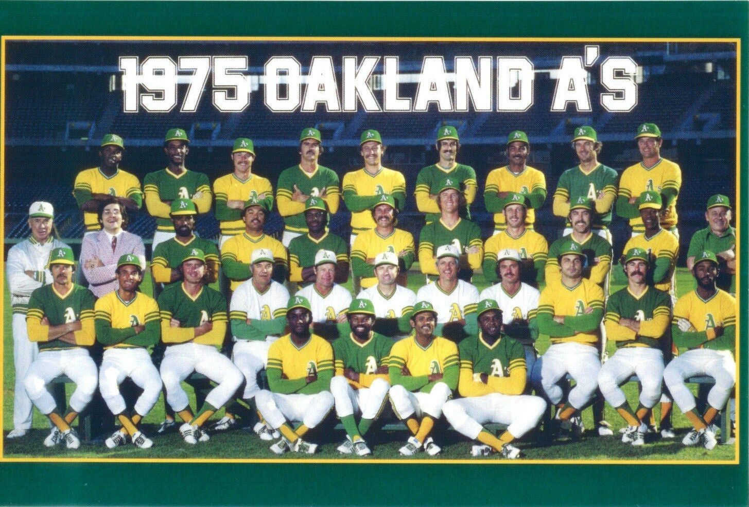 Primary image for 1975 OAKLAND ATHLETICS A's 8X10 TEAM PHOTO MLB BASEBALL PICTURE