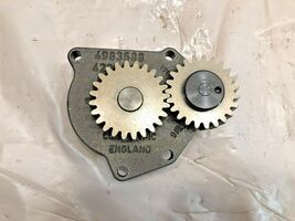 CUMMINS ISL9 8.9L DIESEL ENGINE OIL PUMP 4983588 OEM - $160.00