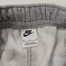 Nike CJ1790-063 Women’s Club Fleece Training Joggers Light Gray Size M (28×26) image 3