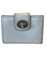 Coach 43608 Leather Turnlock  Medium  Wallet Ivory Cream - $411.00 MXN