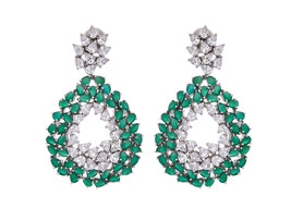 AMISHI LONDON Emerald Coloured and Clear Crystals Dafni Drop Earrings - NEW - £89.50 GBP