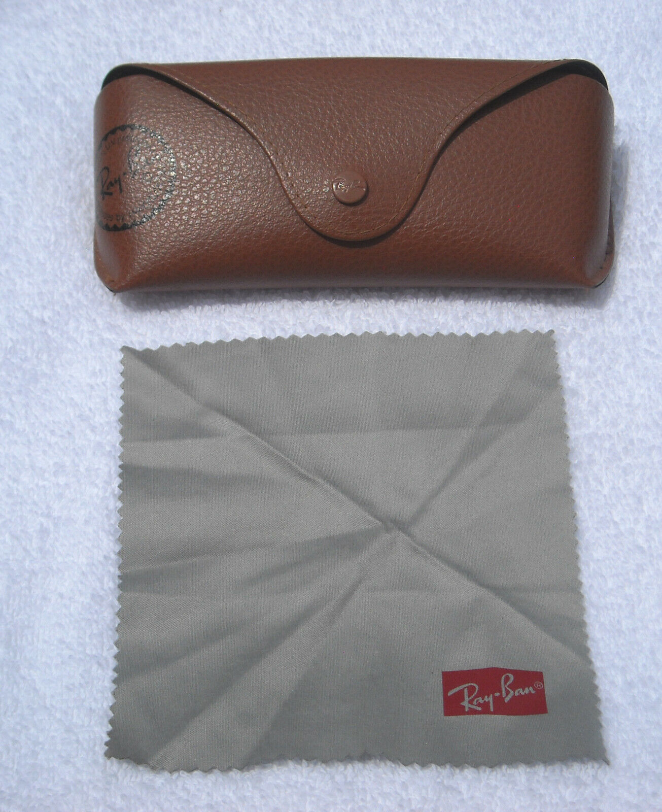 Primary image for Ray Ban tan Leather Case EyeGlass Sunglass Case & lens cloth