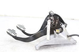 06 MINI COOPER Clutch and Brake Pedal Assembly F936 image 3