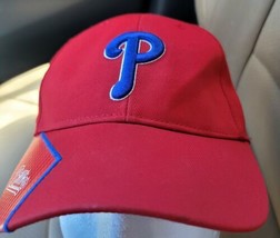 Philadelphia Phillies Fan Favorites Baseball Hat Cap Red Outlined - £7.90 GBP