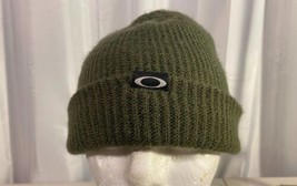 OAKLEY  Standard Issue Men&#39;s Acrylic Wool Olive Knit Cap - $18.80