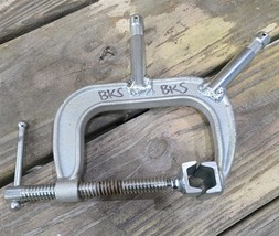 Metal C-Clamp (See Description for Measurements) Professional Studio Lig... - $893.96 MXN