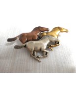 Trotting Horses 3D Brooch Equestrian Horse Lovers Gift Horse Pin Tri Col... - £11.96 GBP
