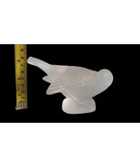 SIGNED LALIQUE FRANCE FROSTED CRYSTAL SPARROW  - $1,787.59 MXN