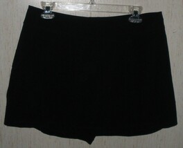 WOMENS Champion ADJUSTABLE WAIST CARGO STYLE BLACK SKORT  SIZE M - $18.65