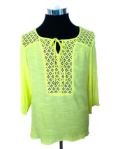 Alyx Blouse Women&#39;s Size Large Chartreuse Pullover Style Gauze Lace Rayon Blend - £7.47 GBP