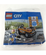 LEGO NEW POLYBAG set 30357 CITY Pothole Road Repair Construction Worker - €9,74 EUR