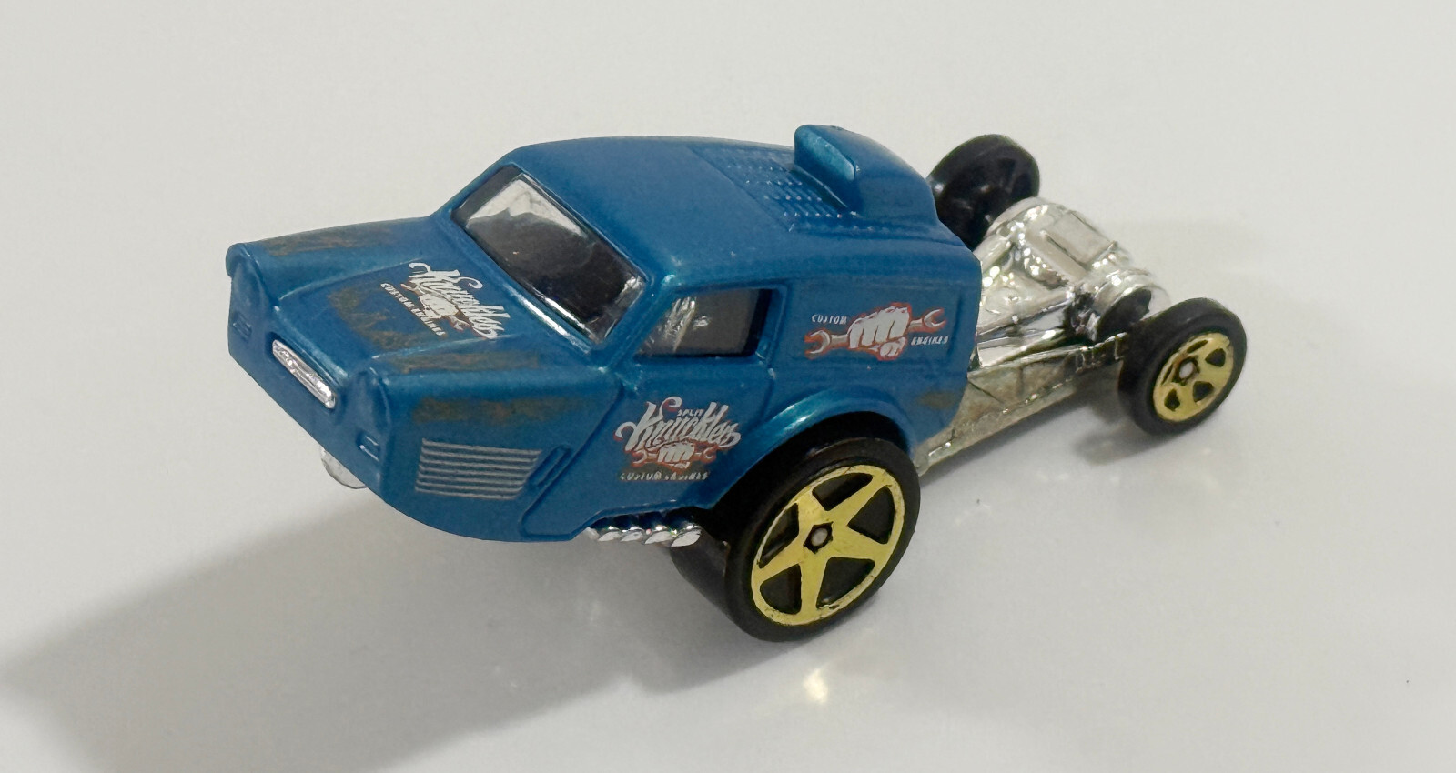 Mattel  Blue and White Knuckles Custom Engines Hot Wheels Toy Car 2013 - $2.47