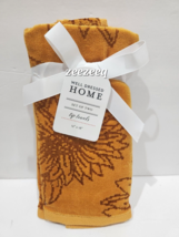 Wells Dressed Home 2 FINGERTIP Towel Set Sunflower Autumn Fall 100% Cotton - £19.94 GBP