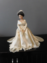 ASHTON DRAKE Vintage 1994 Beth&#39;s 1960&#39;s Wedding Dress Porcelain Doll #96513 COA - $39.95