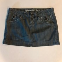 American Eagle Denim Skirt with Button Pockets &amp; Fly Embroidered Rear Po... - $19.75