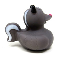 Skunk Rubber Duck Garbage Critter 2&quot; Squirter Spa Bath Toy US Seller  C - £6.73 GBP