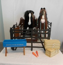 American Girl Prancing Clydesdale Horse 2014 BKH36  Stable Corral + Black Velvet - £94.96 GBP