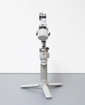 DJI RS 4 Mini 3-Axis Gimbal Stabilizer - Gray image 6