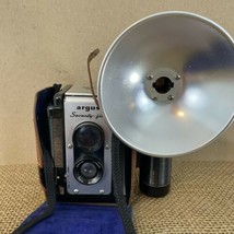 Argus Seventy Five 75 Vintage Camera With Leather Case - $48.51