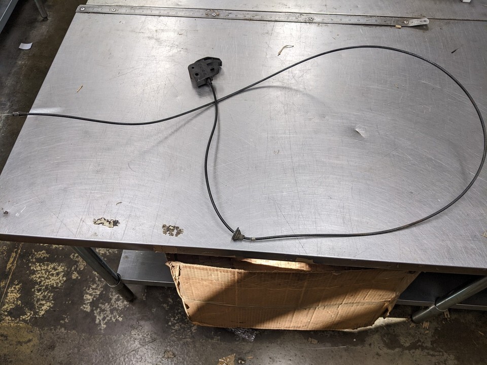 Hood Latch Release With Cable For 07-08 Chevrolet Avalanche  5.3 - $34.60