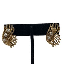 Lisner Gold-Tone Clip-On Earrings With Faux Pearls Vintage Jewelry - $14.60