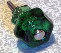 Set Of 8 Emerald Green Glass Depression Cabinet Knobs Vintage Restoration - £33.71 GBP
