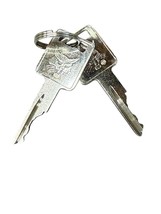 NEW 2 Genuine Bobcat Keys 83482 D250 Ringed - $184.29 MXN