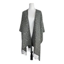Woolrich Womens Sweater Cape Shawl One Size Gray Cheetah Fringe Soft Nor... - £20.88 GBP