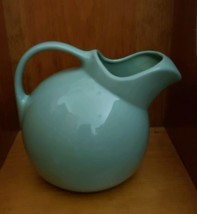 Vintage Round ~ Ball  ~ 2 Quart ~ Water Pitcher w/Lip ~ Mint Green Colored - £47.98 GBP